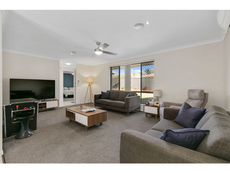 48 Hickey Way, Carrara QLD 4211