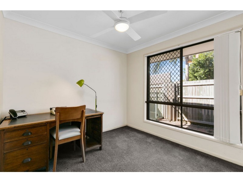 48 Hickey Way, Carrara QLD 4211