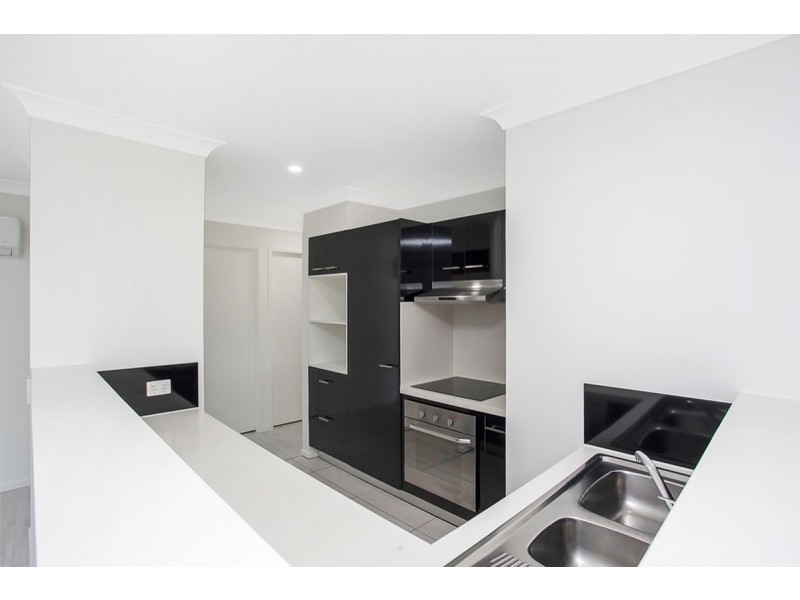 57/6 Ben Lomond Drive, Highland Park QLD 4211