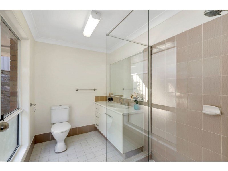 26 Kincaid Drive, Highland Park QLD 4211