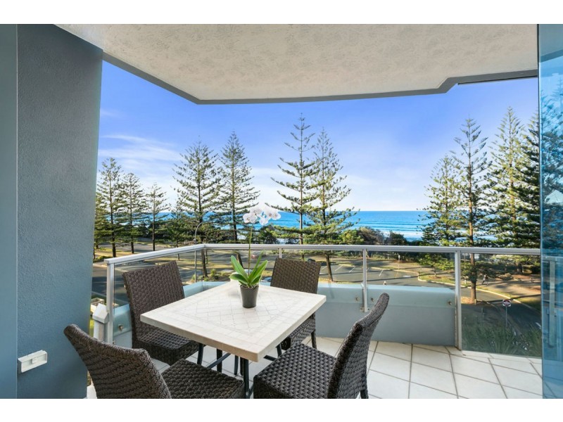 4/112 The Esplanade, Burleigh Heads QLD 4220