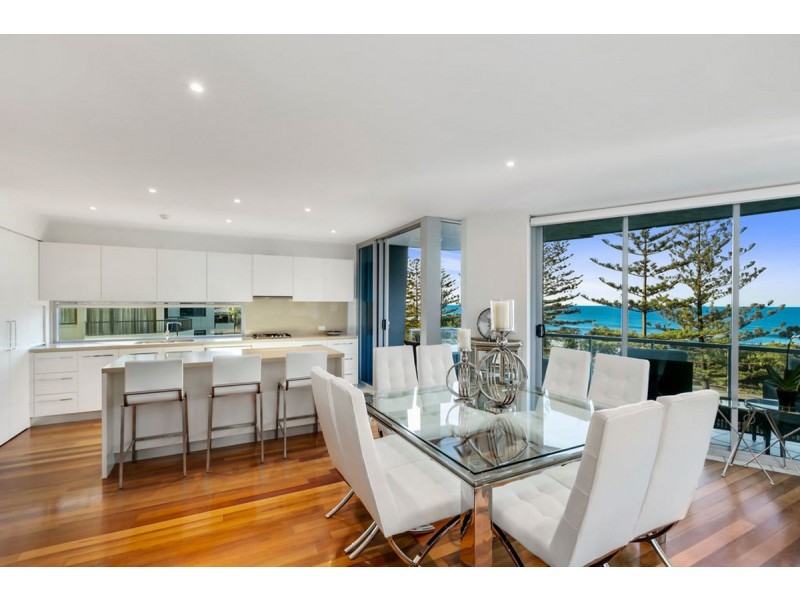 4/112 The Esplanade, Burleigh Heads QLD 4220