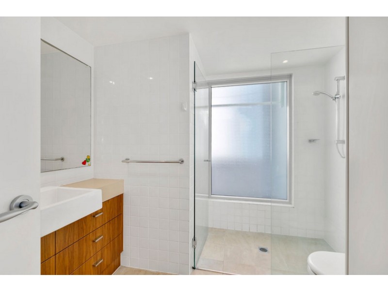 4/112 The Esplanade, Burleigh Heads QLD 4220