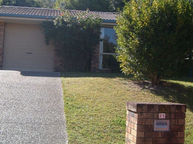 25 Medellin Place, Nerang QLD 4211