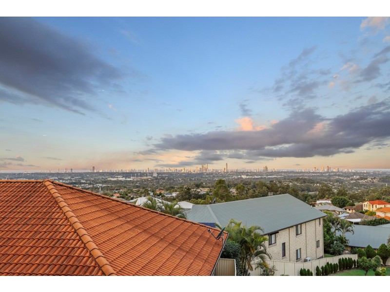 124 Armstrong Way, Highland Park QLD 4211
