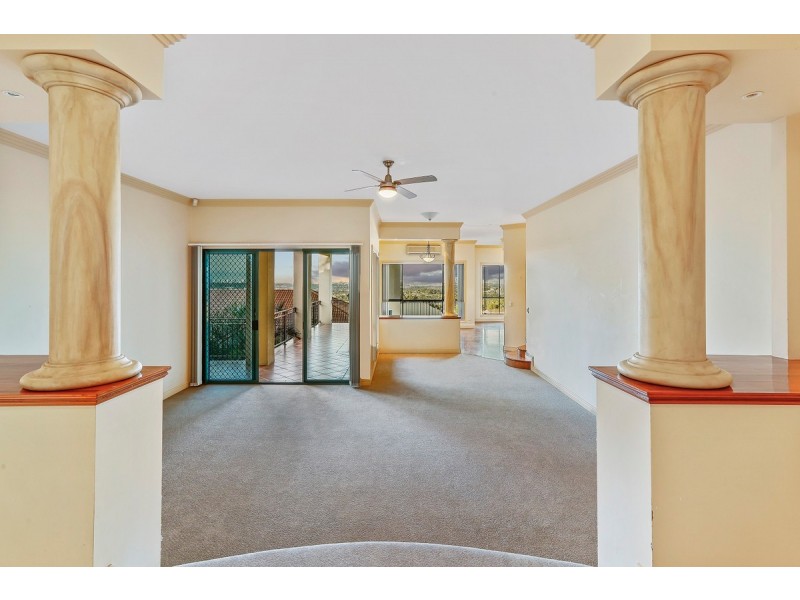124 Armstrong Way, Highland Park QLD 4211