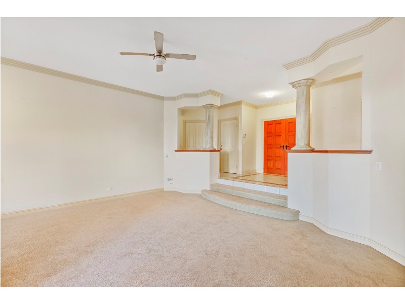 124 Armstrong Way, Highland Park QLD 4211