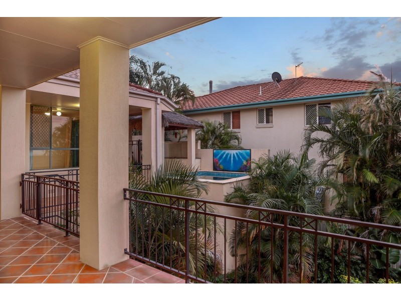 124 Armstrong Way, Highland Park QLD 4211