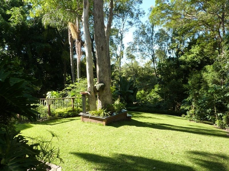 24 Yarraowee Drive, Nerang QLD 4211