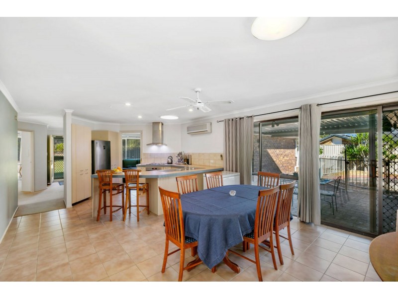 34 Teasdale Drive, Nerang QLD 4211