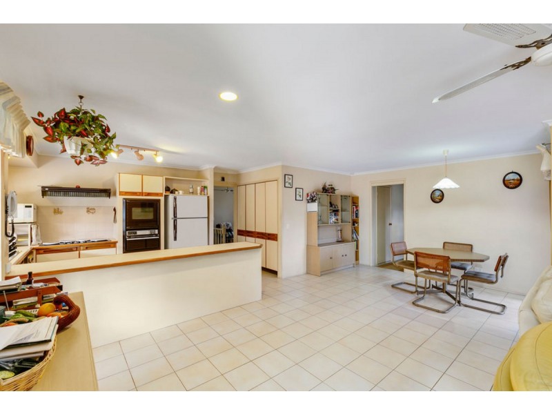 20 Davidson Place, Carrara QLD 4211