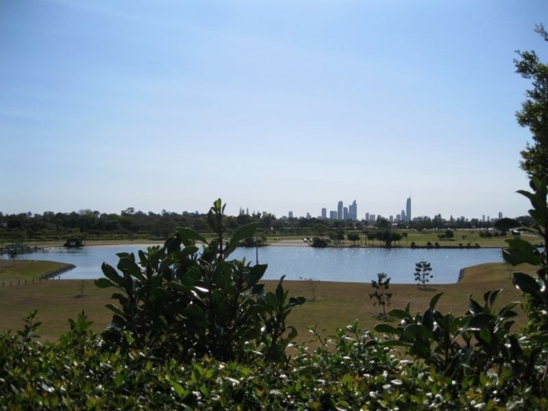 4003/3027 The Boulevard, Carrara QLD 4211