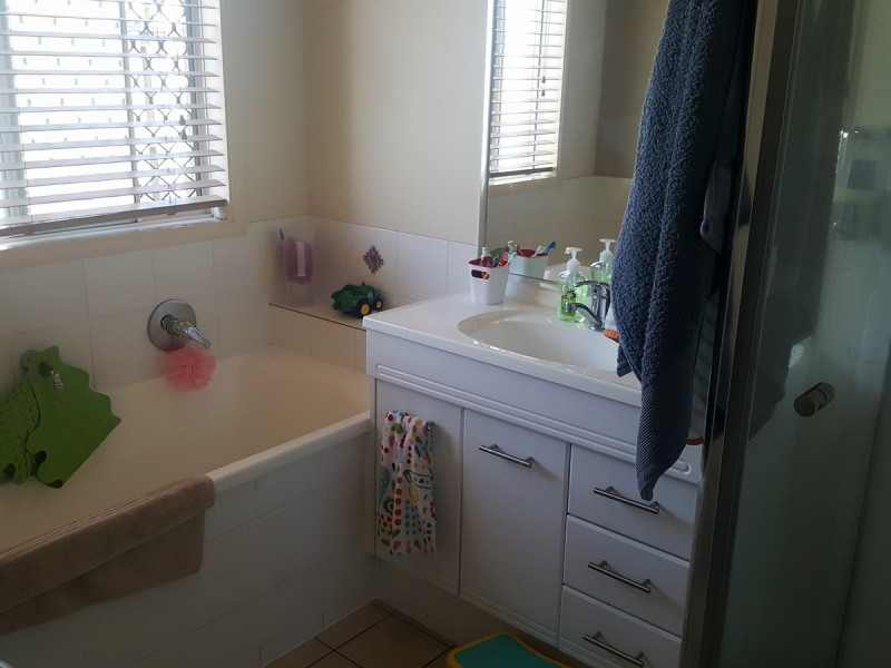 12 Abbey Rose Way, Nerang QLD 4211