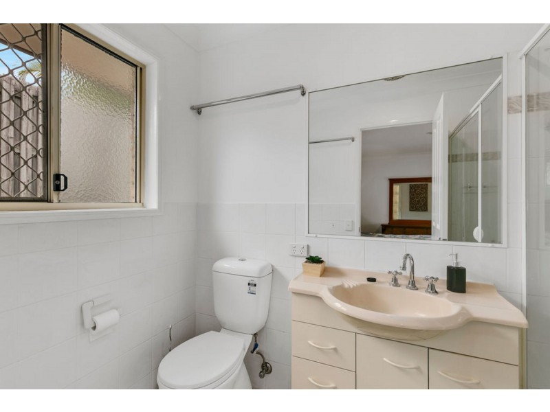 17 Red Ash Court, Merrimac QLD 4226