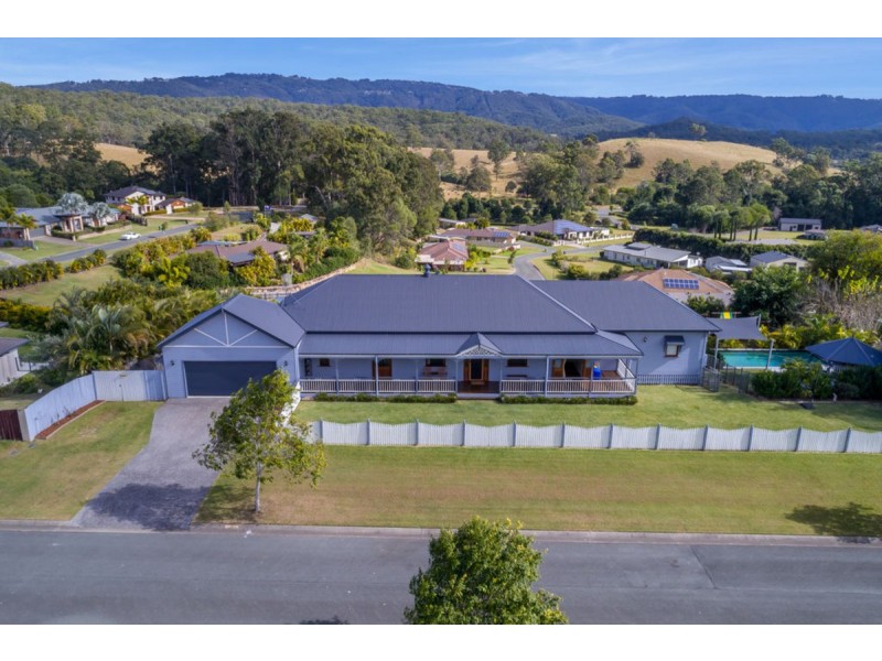 25 Mountain View Crest, Mount Nathan QLD 4211