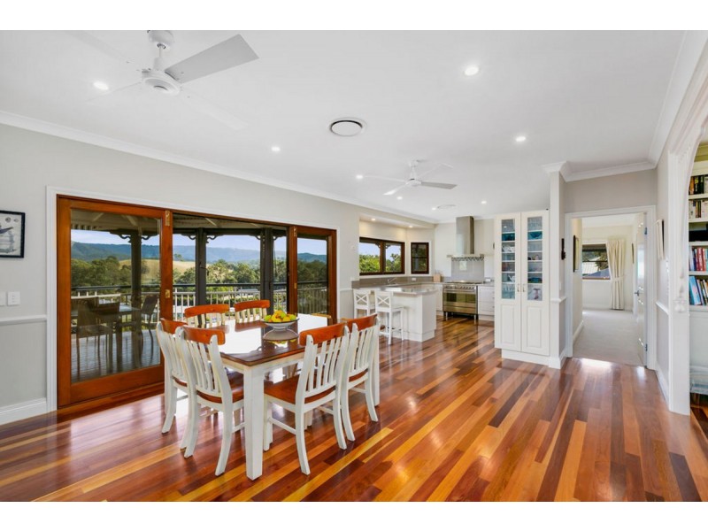 25 Mountain View Crest, Mount Nathan QLD 4211
