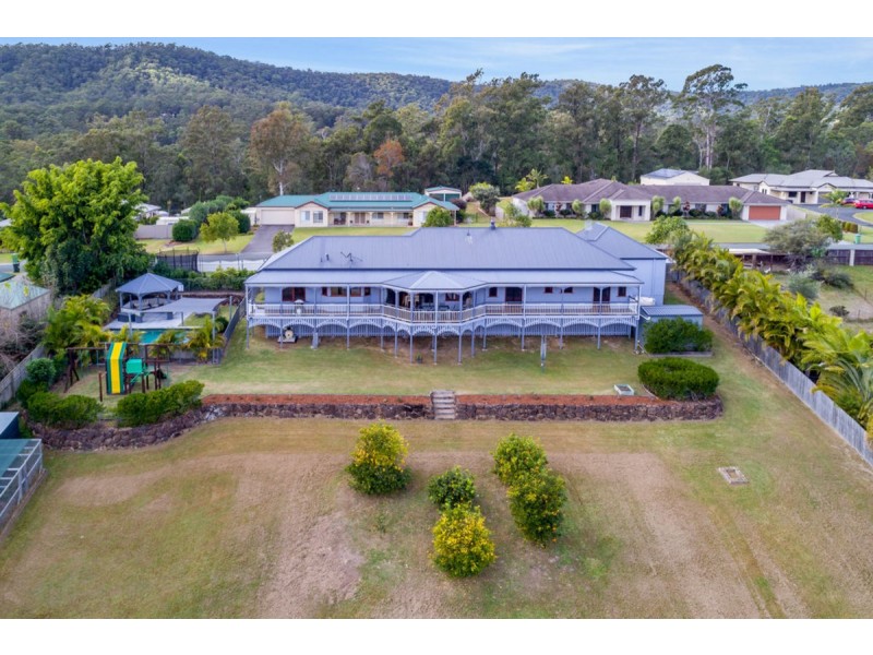 25 Mountain View Crest, Mount Nathan QLD 4211