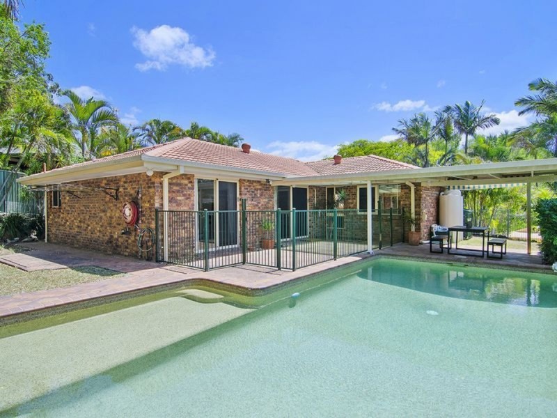 12 Woolmere Street, Carrara QLD 4211