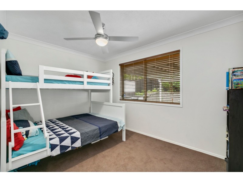 13 Bradstone Road, Carrara QLD 4211