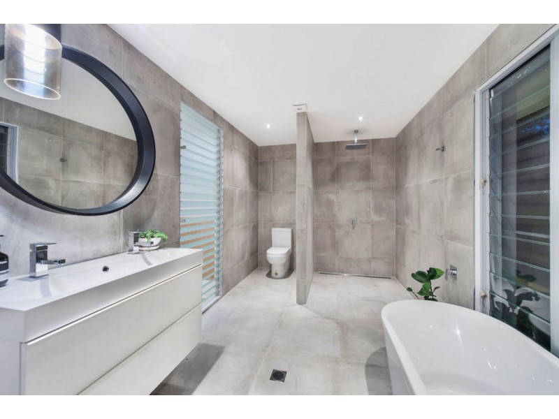 25 Wandin Street, Nerang QLD 4211