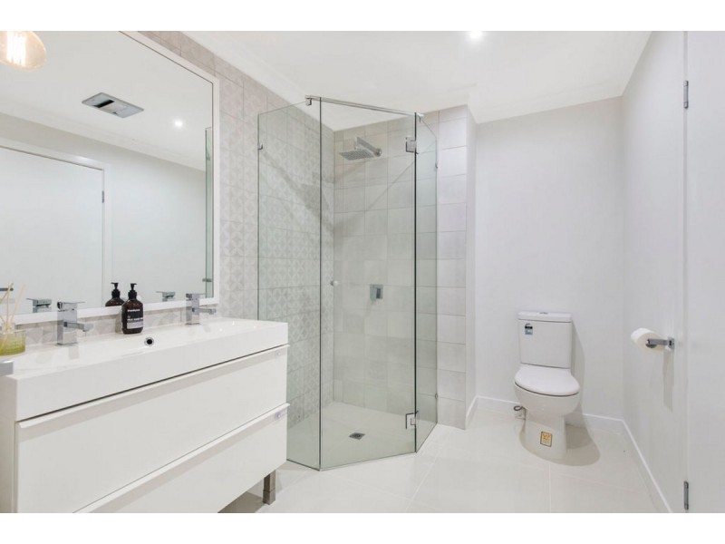 25 Wandin Street, Nerang QLD 4211