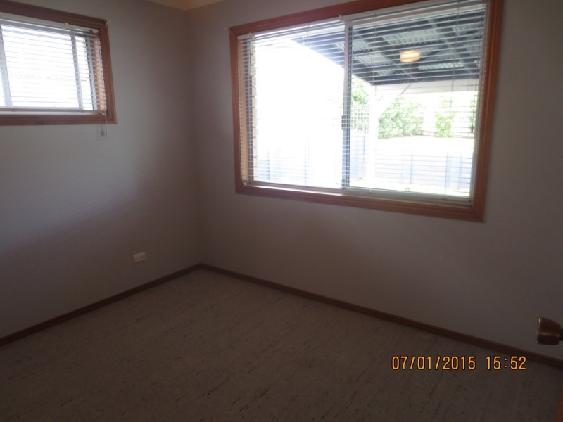 33 Pappas Way, Carrara QLD 4211