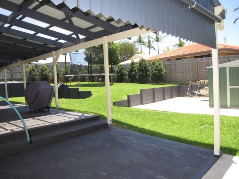 33 Pappas Way, Carrara QLD 4211