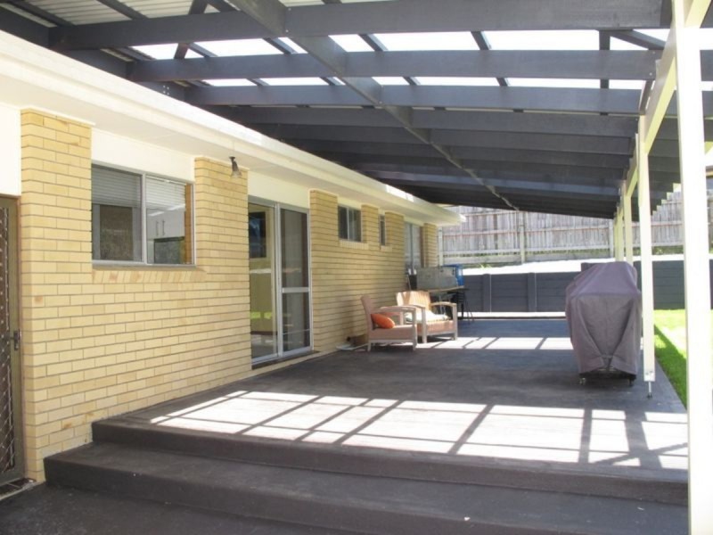 33 Pappas Way, Carrara QLD 4211