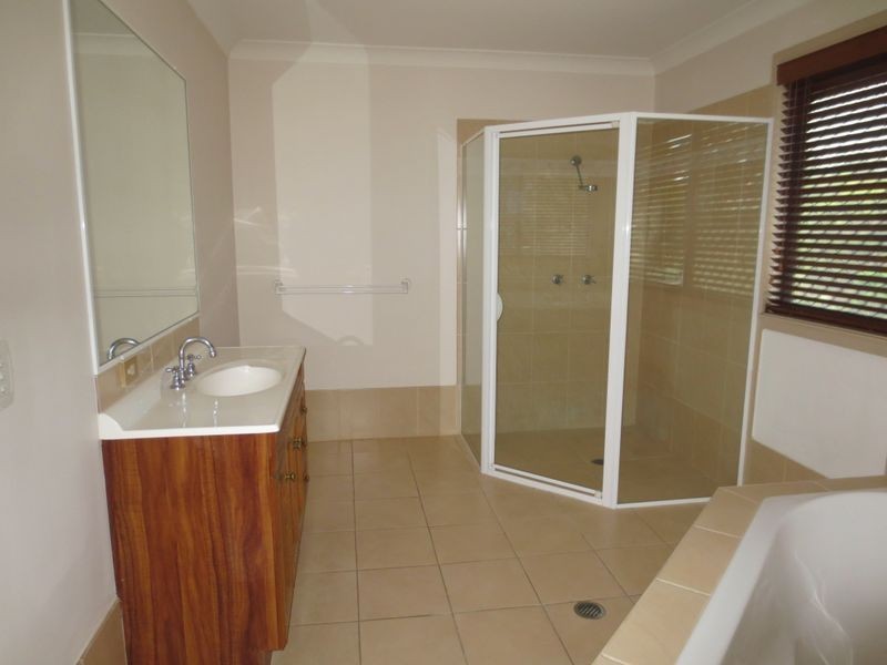20 Fallon Court, Worongary QLD 4213