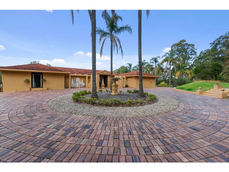 17 Arunta Drive, Mount Nathan QLD 4211
