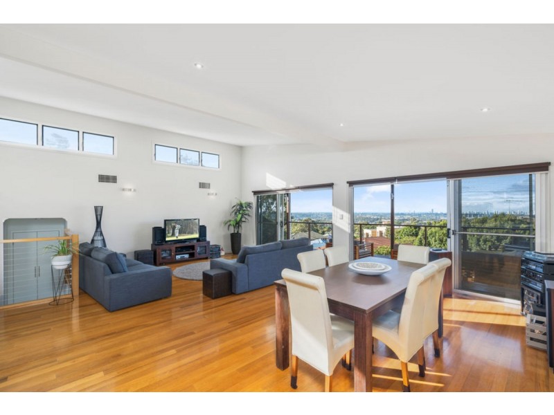 79 Kincaid Drive, Highland Park QLD 4211