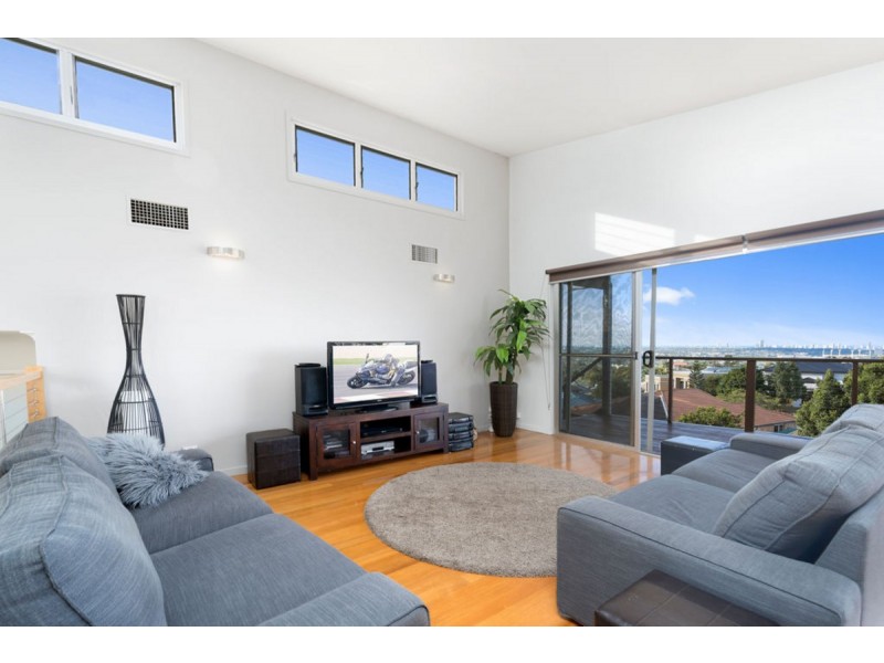 79 Kincaid Drive, Highland Park QLD 4211