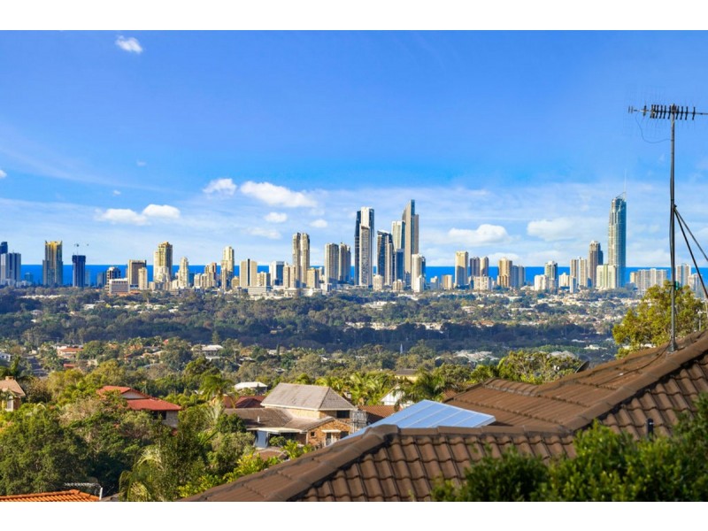 79 Kincaid Drive, Highland Park QLD 4211