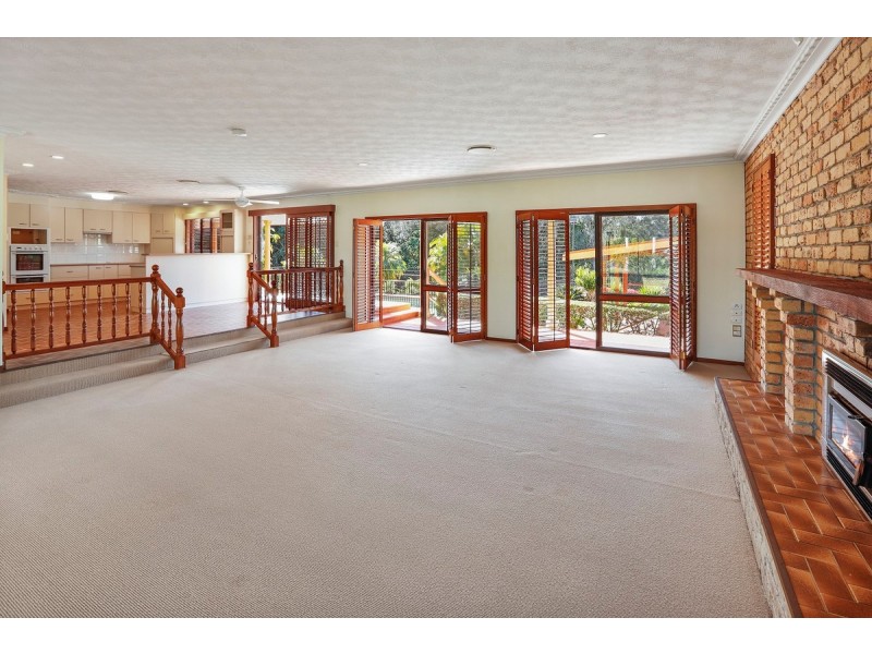 144 Alison Road, Carrara QLD 4211