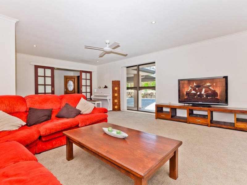 5 Lutana Street, Nerang QLD 4211