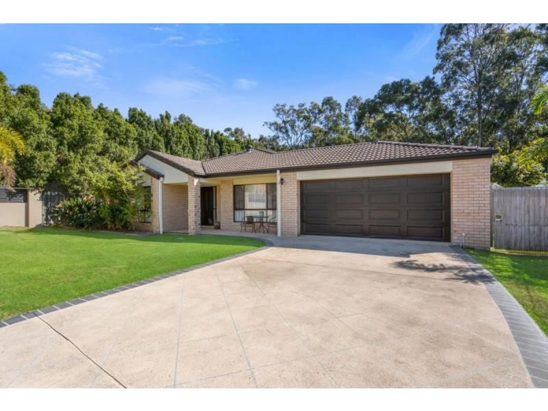 12 Greenbank Circuit, Carrara QLD 4211