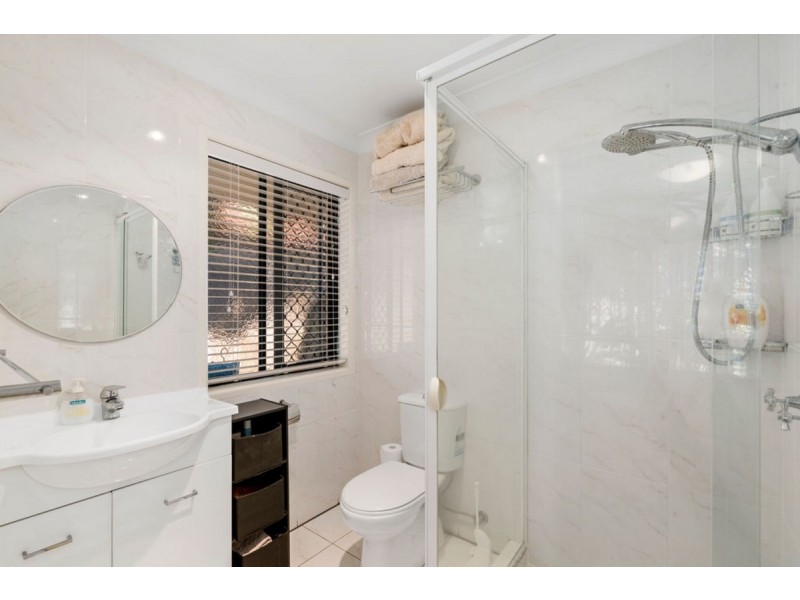 12 Greenbank Circuit, Carrara QLD 4211