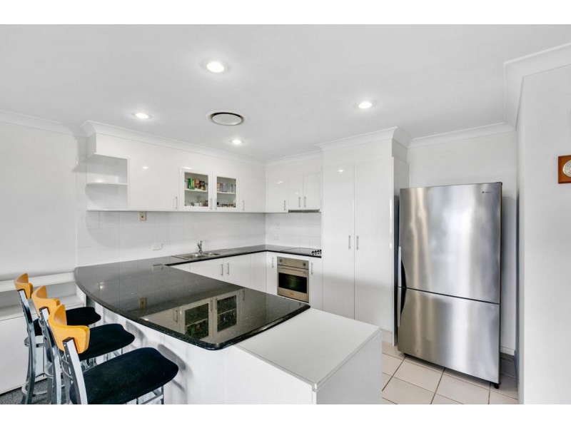 28/2 Ridgeline Way, Highland Park QLD 4211