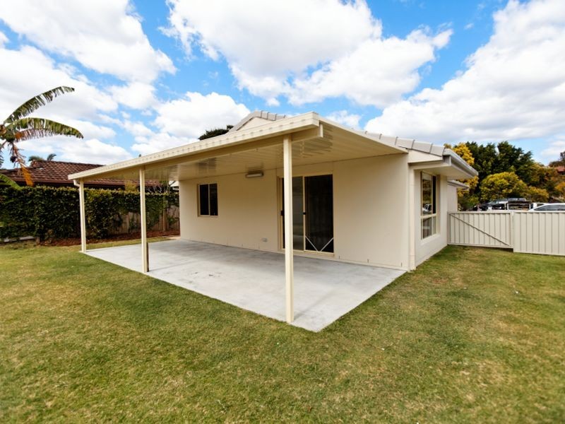 2 Werner Place, Nerang QLD 4211