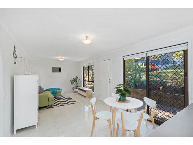 1/12 Wirth Terrace, Highland Park QLD 4211