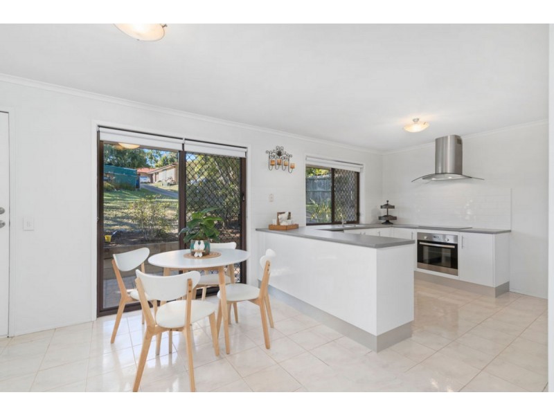 1/12 Wirth Terrace, Highland Park QLD 4211