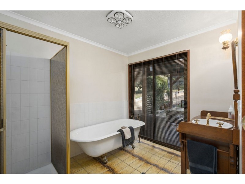 20-22 Bibaringa Close, Beechmont QLD 4211