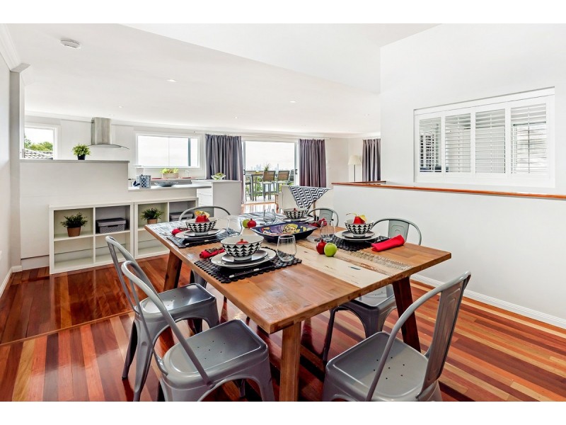 31 Tara Vista Boulevard, Highland Park QLD 4211