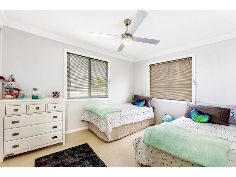 31 Tara Vista Boulevard, Highland Park QLD 4211