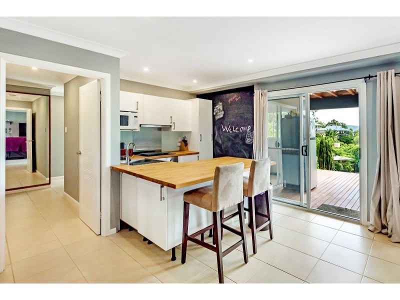 31 Tara Vista Boulevard, Highland Park QLD 4211