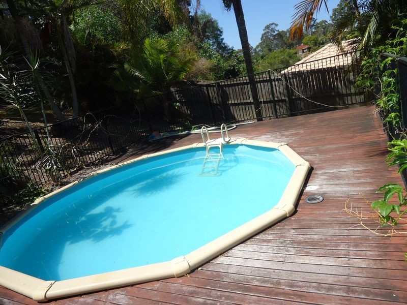 47 Renfrew Drive, Highland Park QLD 4211