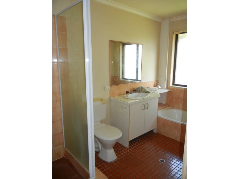 2 Ivy Cour 67 Nerang Street, Nerang QLD 4211