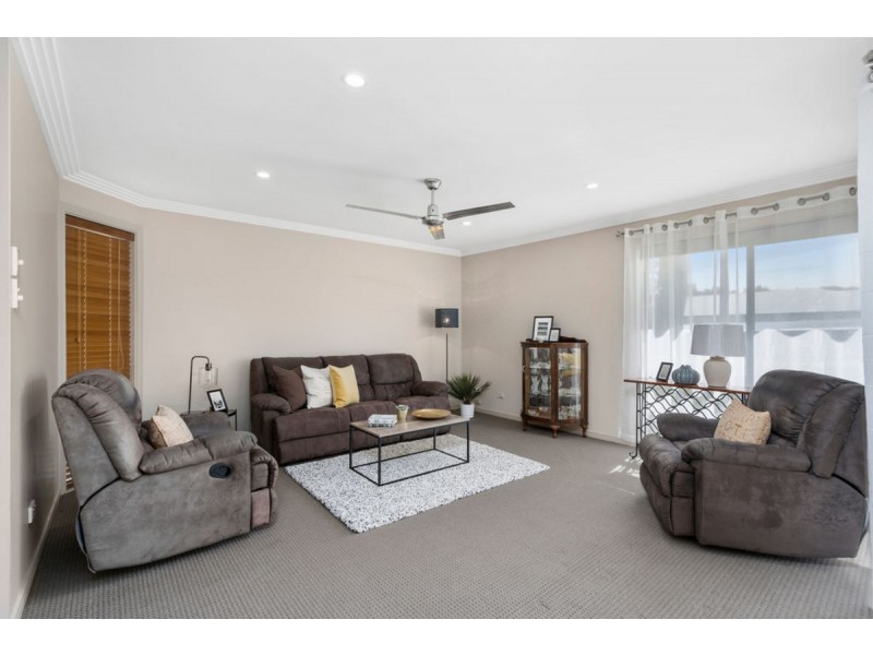 69 Chisholm Road, Carrara QLD 4211