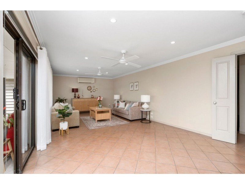 69 Chisholm Road, Carrara QLD 4211