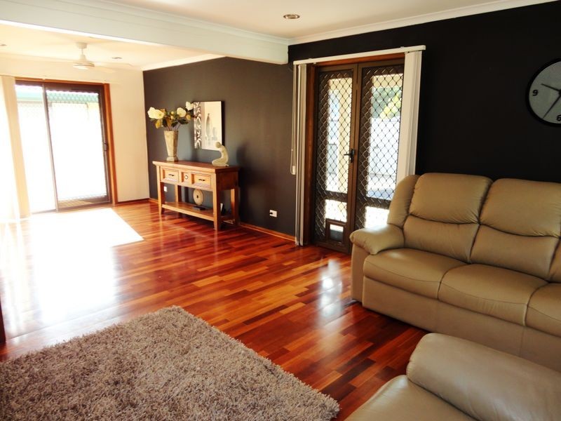 4 Nerang River Drive, Nerang QLD 4211